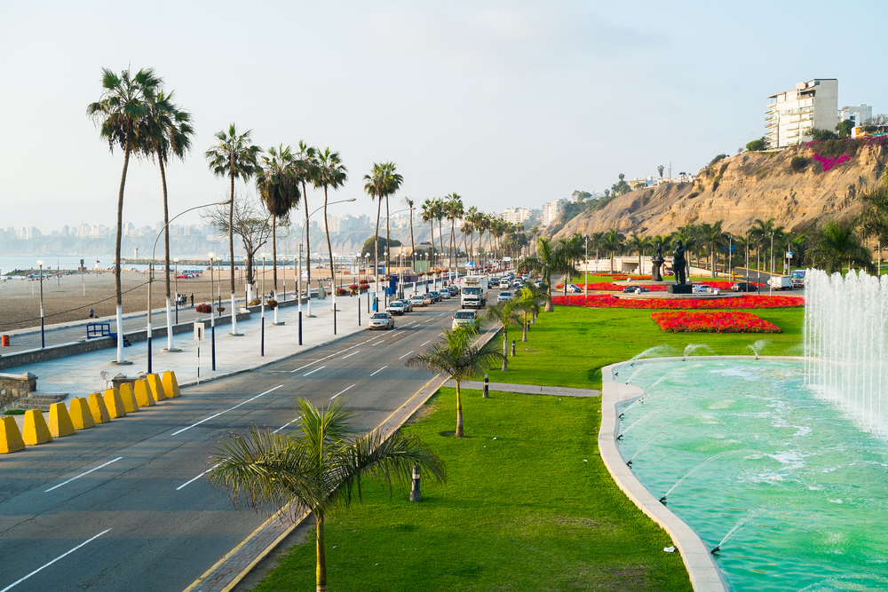 Waterfront with road and palmtrees barranco