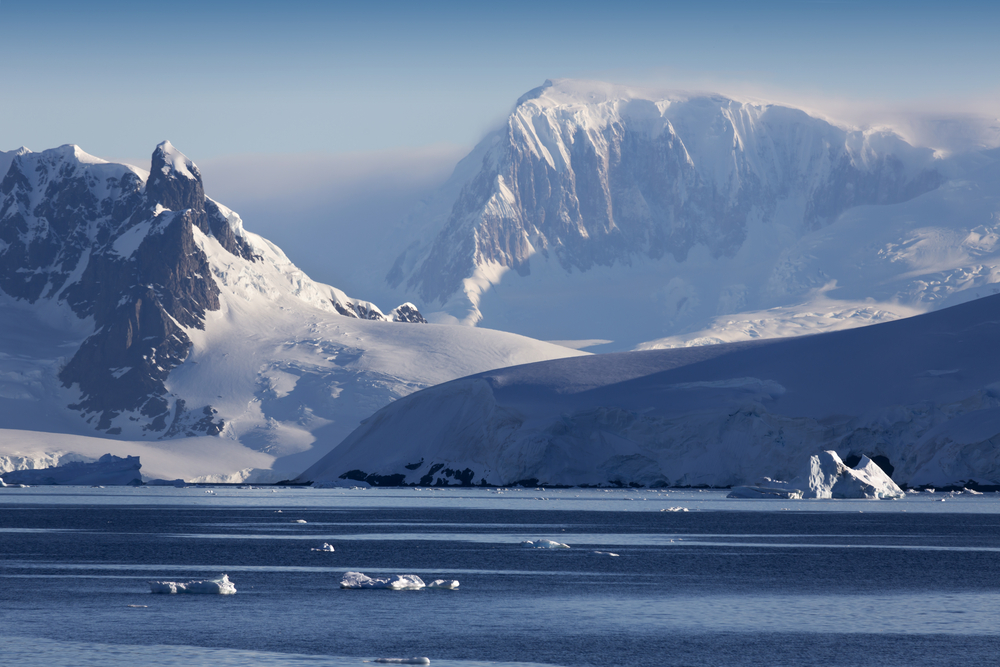 snow capped mountains antarctic peninsula