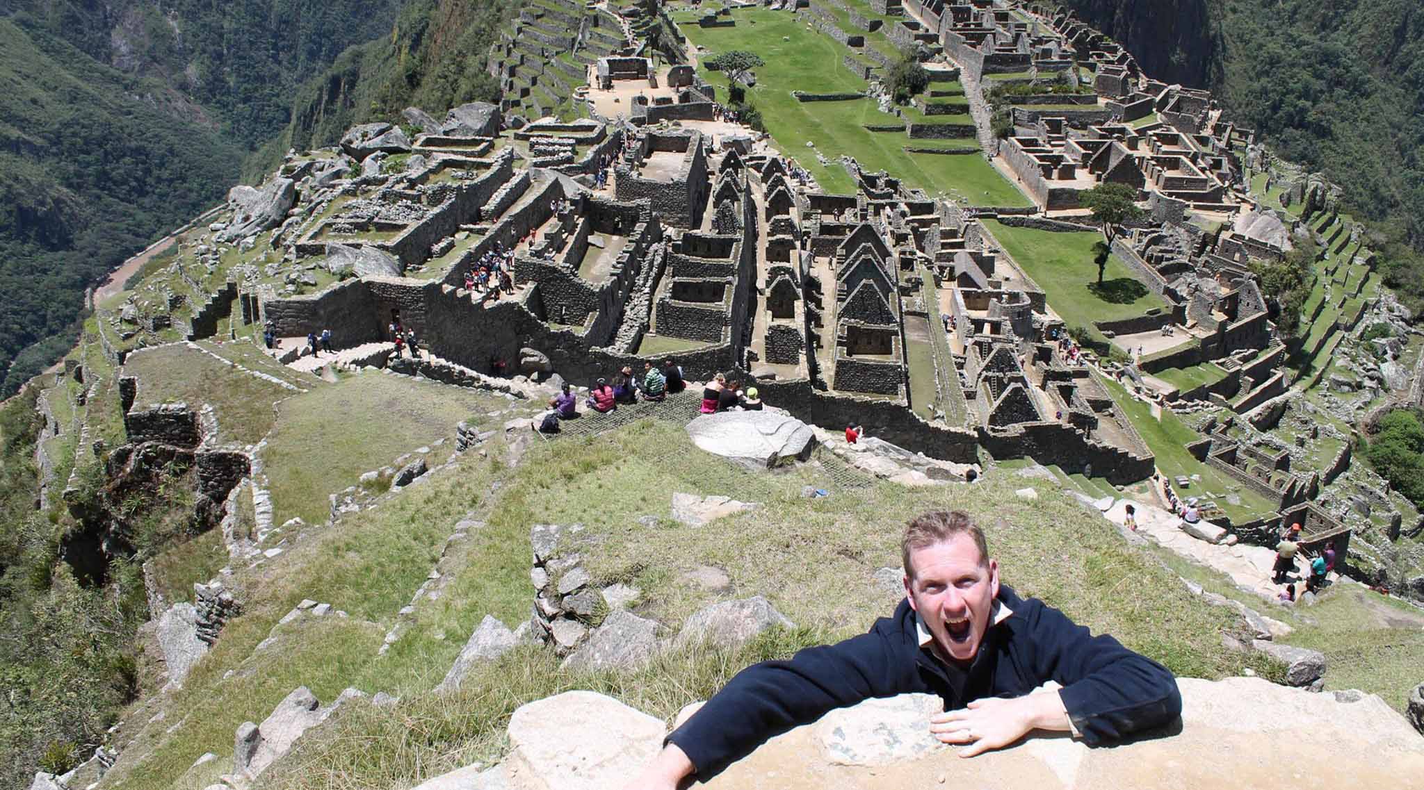 Help Im in Machu Picchu