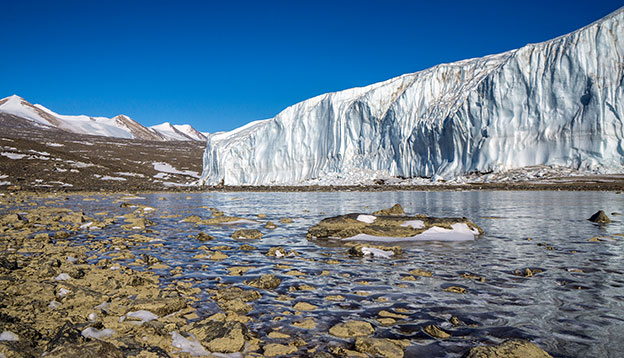 Dry Valley glaciers in East Antarctica