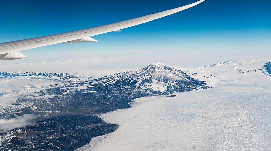 Antarctic Flights plus Qantas Business Lounge Access - Image 1